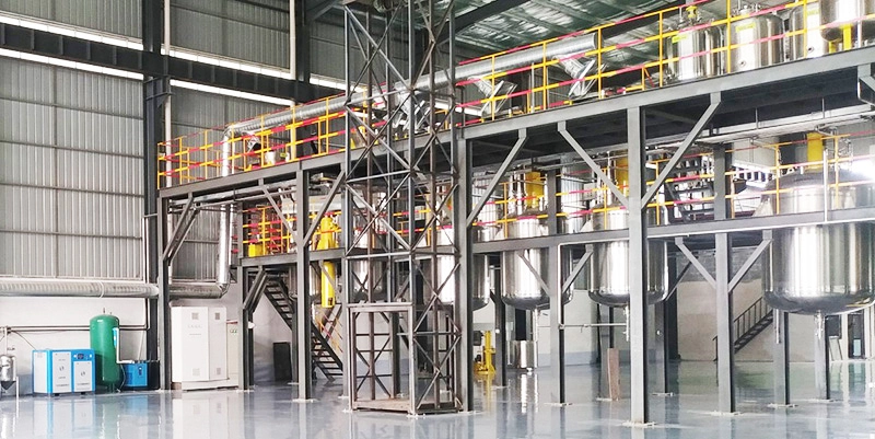 L&iacute;nea de producci&oacute;n de pintura arquitect&oacute;nica a base de agua