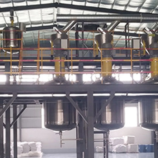 L&iacute;nea de producci&oacute;n de pintura arquitect&oacute;nica a base de agua